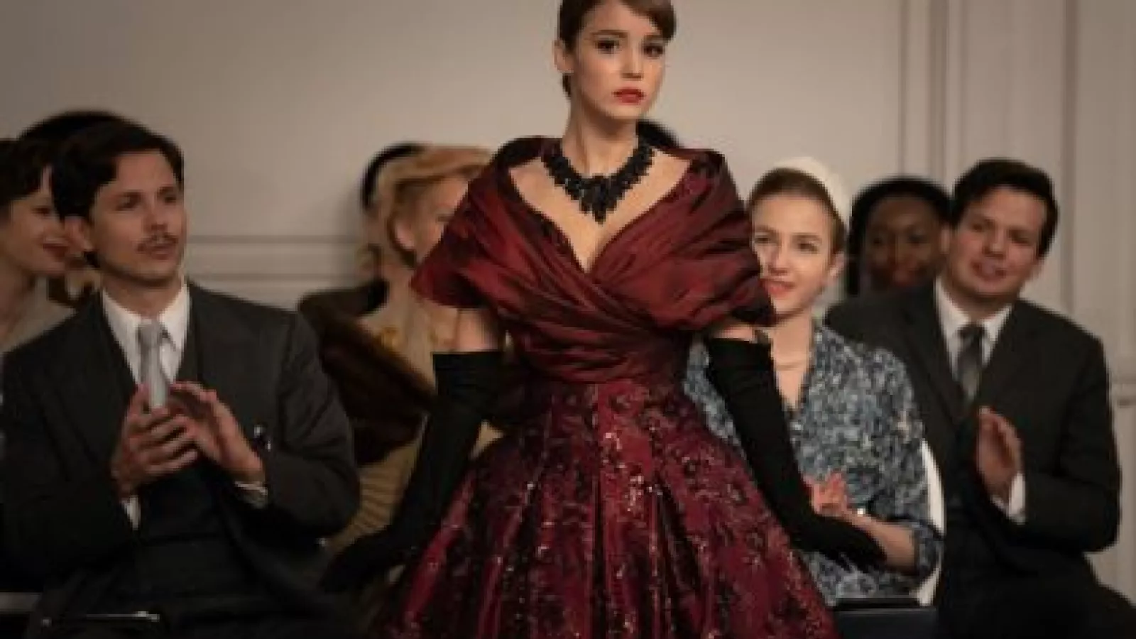 Mrs Harris goes Paris